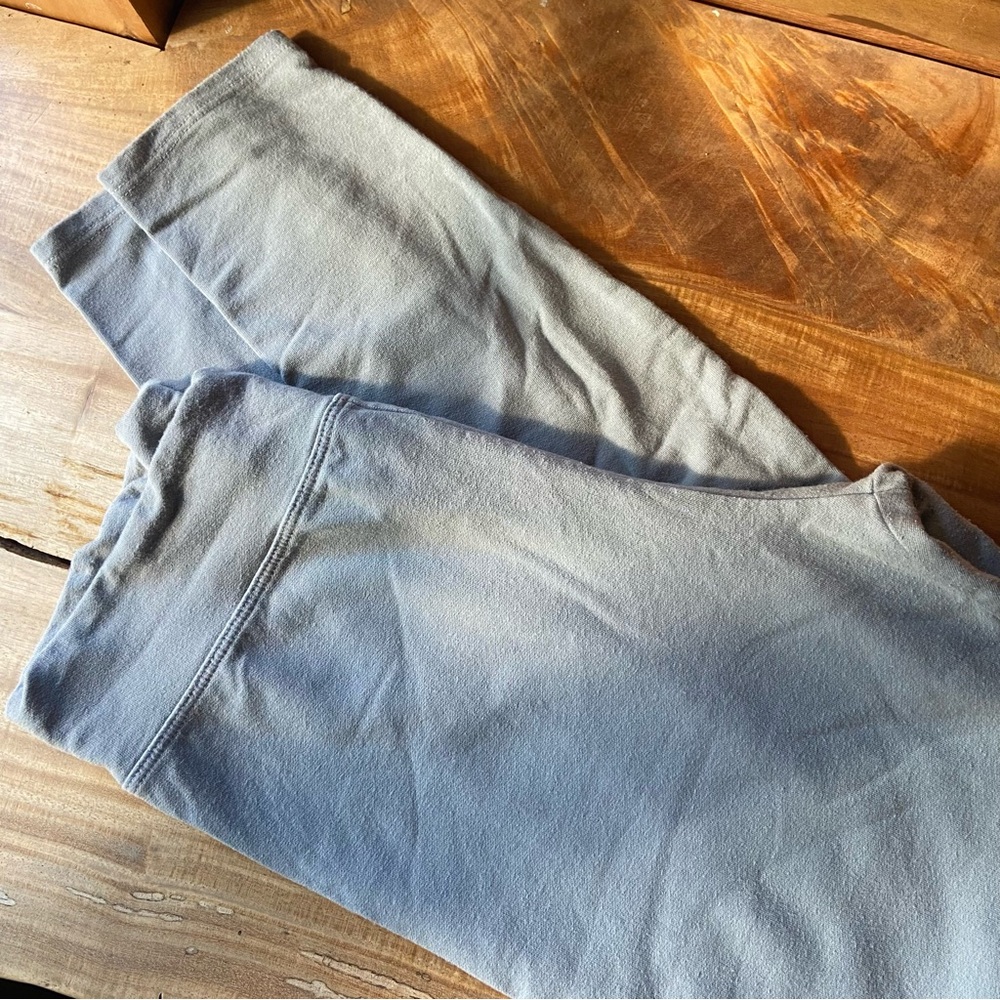 SUNDRY leggings